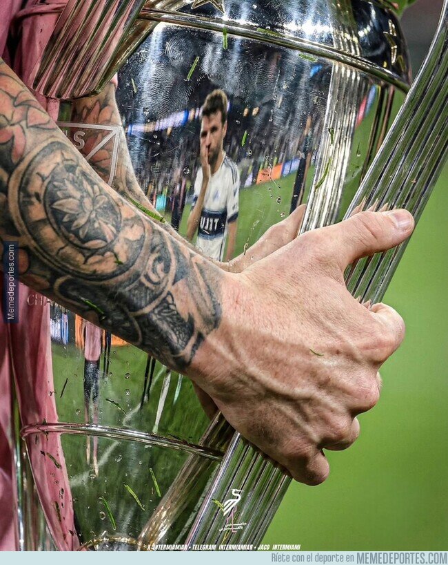 1233586 - Una foto más dura que esta y desactivo la cuenta