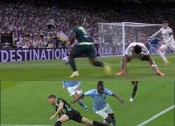 Enlace a El dolor de marcar a Doku