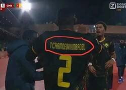 Enlace a ¿Por qué no puede haber un sólo partido de la Copa África sin cosas raras?