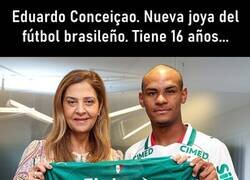 Enlace a 16 años y ya se ha quedado calvo...