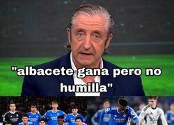 Enlace a ¿Sale Arbeloa reforzado?