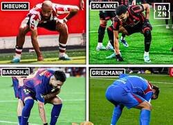 Enlace a Futbolistas haciendo la celebración de Luffy