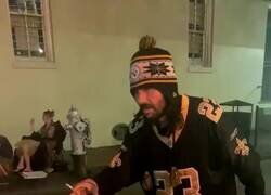 Enlace a *tira a puerta cualquier jugador del Barcelona*El portero del Mallorca:, por @AlberrtoRM2