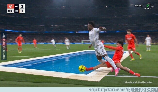 1236296 - Vinicius es el pez, pero es el árbitro el que pica.