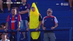 Enlace a Folklore en Argentina, en Europa lo vetan de los estadios por cinco años.