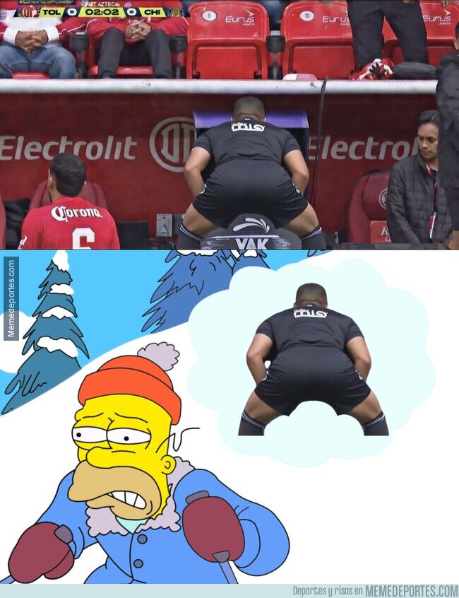 1237008 - Estúpido y sensual árbitro