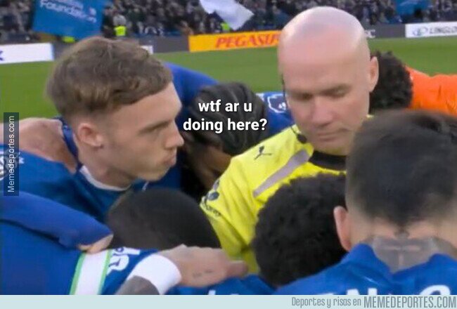 1237431 - Nadie sabe qué hacía ahí