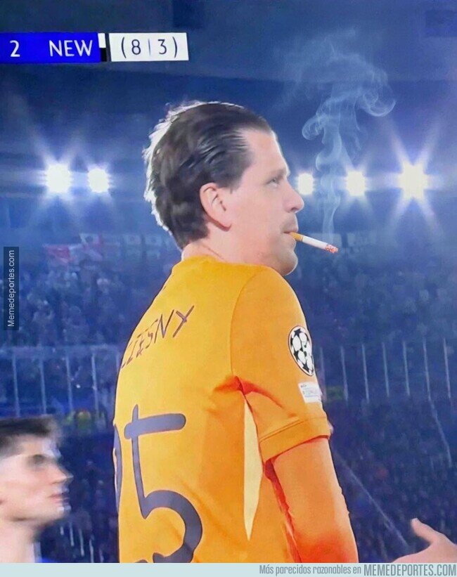 1237595 - Aparición estelar de Szczęsny