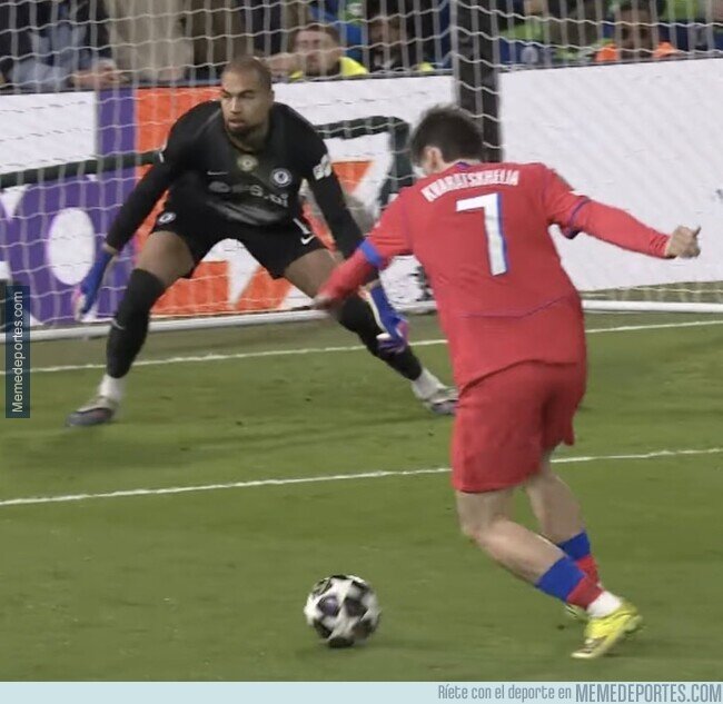 1237626 - ¿A dónde miras, Robert?