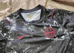Enlace a Interesante la nueva camiseta de Canada