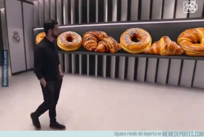 1238385 - El señor de los desayunos