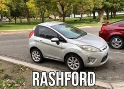 Enlace a Ese coche está cedido en el Barça por el United