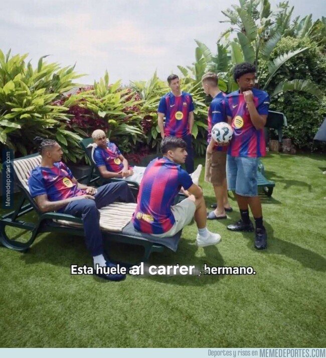 1238771 - El Barca tiene una camiseta muy olorosa ciertamente