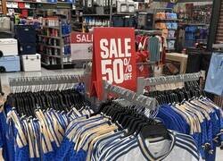 Enlace a Italia pone de oferta la camiseta para el Mundial