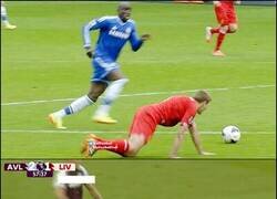 Enlace a Bonito homenaje de Szoboszlai a Gerrard