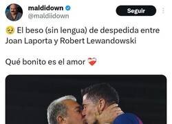 Enlace a Despedida muy cariñosa, por @maldiidown