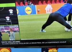 Enlace a ¡Estúpido y sensual Álvaro García!