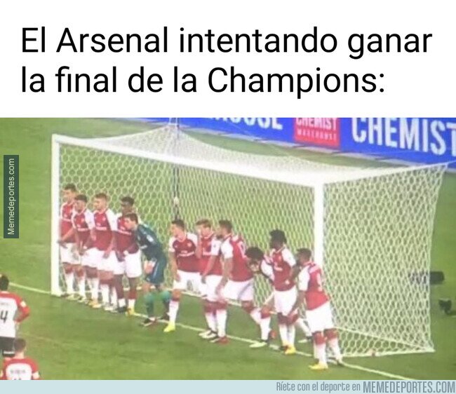 1240707 - Vamos Arsenal, sal de tu área...