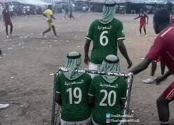 Enlace a Arabia Saudí preparando el partido contra España