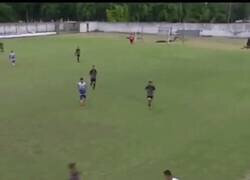 Enlace a Los uruguayos cuando un jugador español tiene el balón