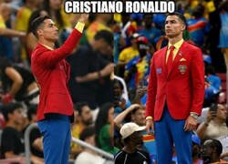 Enlace a Cristiano Ronaldo hizo la estatua