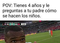 Enlace a Te lo intenta explicar lo mejor que puede