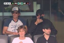 Enlace a Leonardo DiCaprio y Tobey Maguire viendo la eliminación de Brasil