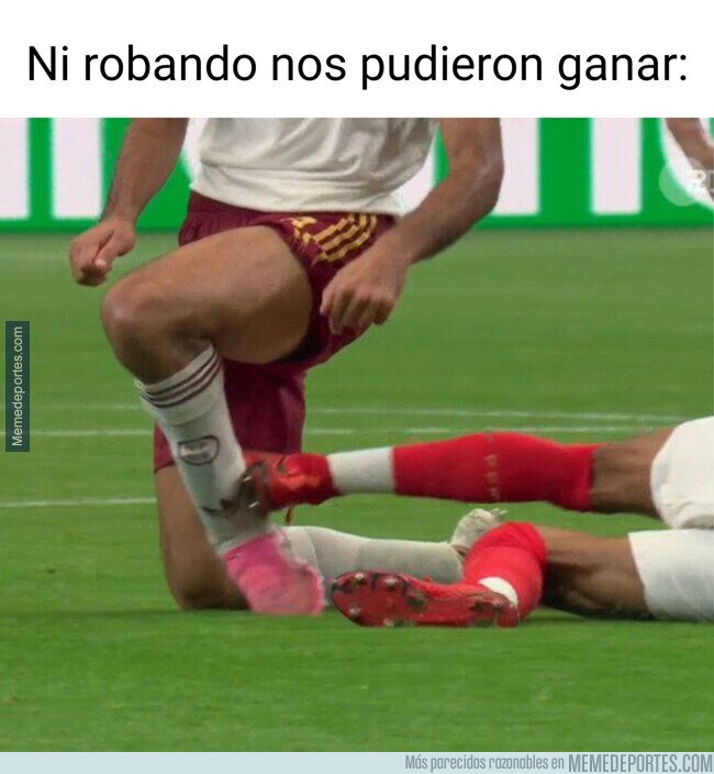 1243229 - Lo único que hizo Olise en todo el partido