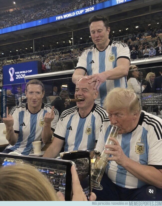 1243513 - Mientras tanto, el palco de la final