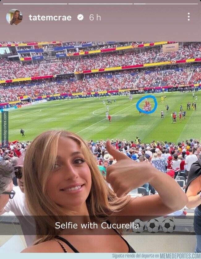 1243925 - Todos quieren un selfie con Cucurella