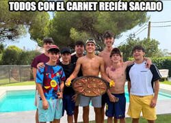 Enlace a Un día levantas el Mundial, otro día levantas la paella