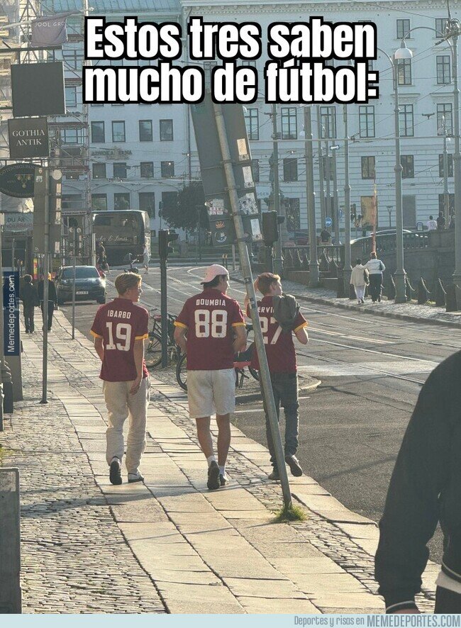 1244652 - Menudo tridente aquel de la Roma