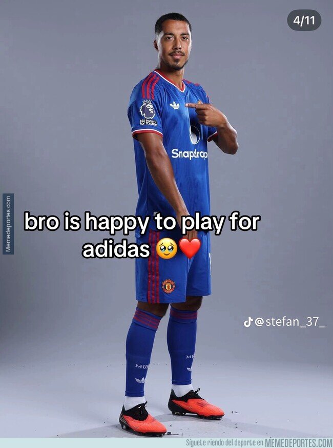 1245135 - De adidas desde chiquitito