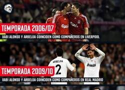 Enlace a El fútbol volvió a reunir a Arbeloa y a Xabi