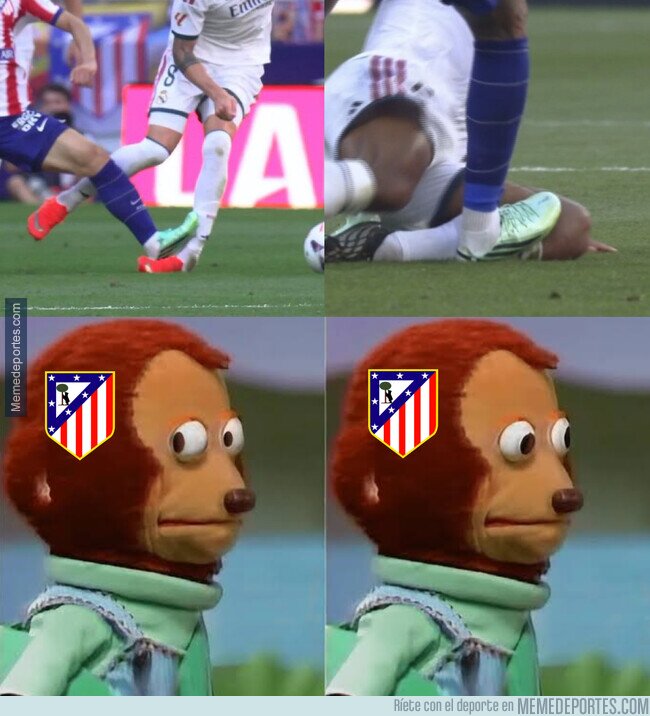 1246166 - El Atlético siguió con 11 después de esto