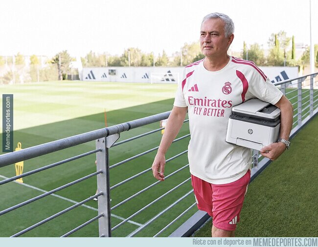 1246377 - Mourinho sigue con los entrenamientos durante el parón