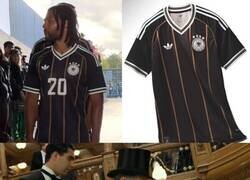 Enlace a Adidas se despide de alemania con posiblemente la camiseta más elegante