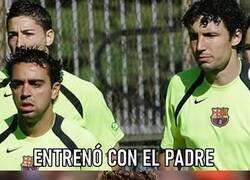 Enlace a Xavi y 2 generaciones de Van Bommel