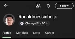 Enlace a Con ese nombre tenía que acabar siendo futbolista
