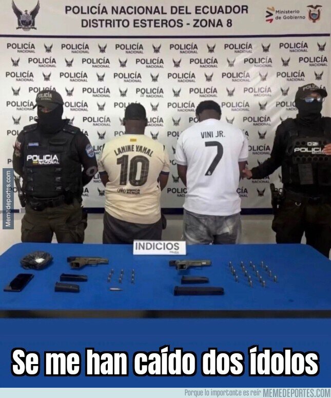 1247905 - Les pillaron intentando robar el Balón de Oro