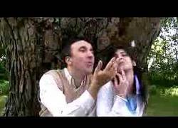 Enlace a Me peto a Laura