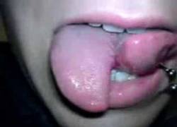 Enlace a Lengua bífida ¿le ves alguna utilidad a hacerse esto?