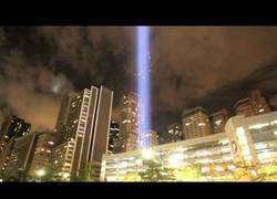 Enlace a 11S: Tributo de luz, siempre en nuestra memoria