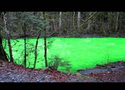 Enlace a Río verde fluorescente, al igual me baño ahí