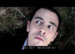 Enlace a Acción sin sonido de prostproducción añadido