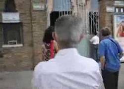 Enlace a Turistas después de ver una corrida de toros