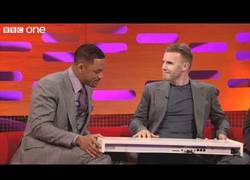 Enlace a Will Smith rapea