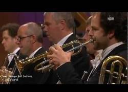 Enlace a Excelente sinfonía de Dragon Ball GT