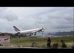 Enlace a Aterrizaje frustrado de un A340