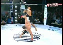 Enlace a Capoeira en práctica